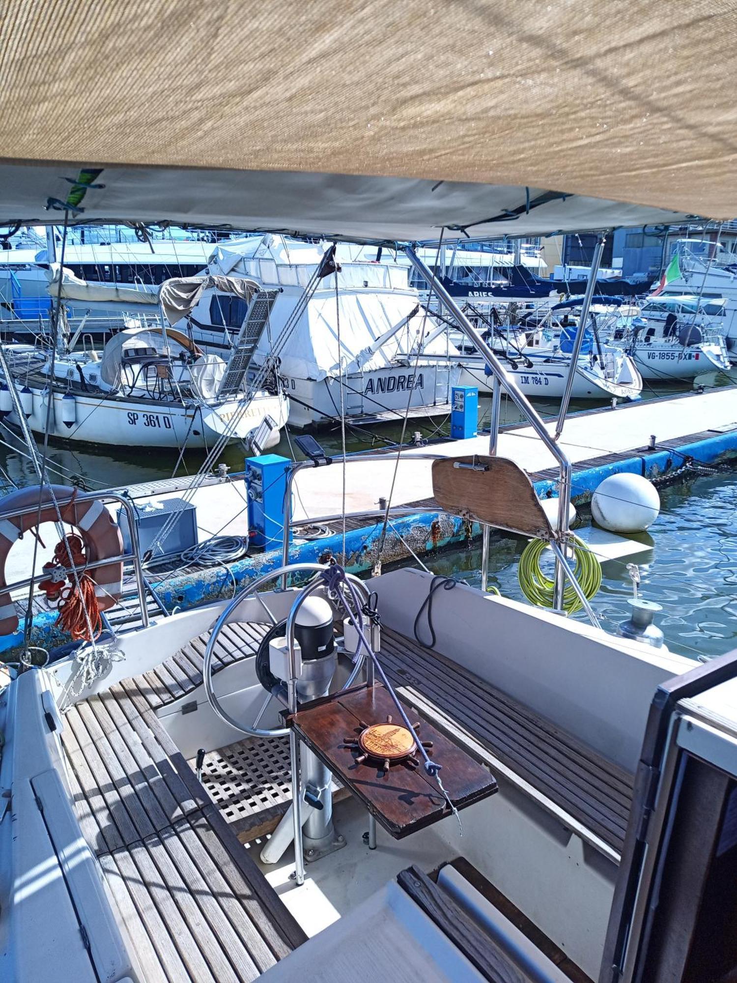 Bed & Boat Brezza Del Mare Hotel Viareggio Exterior foto